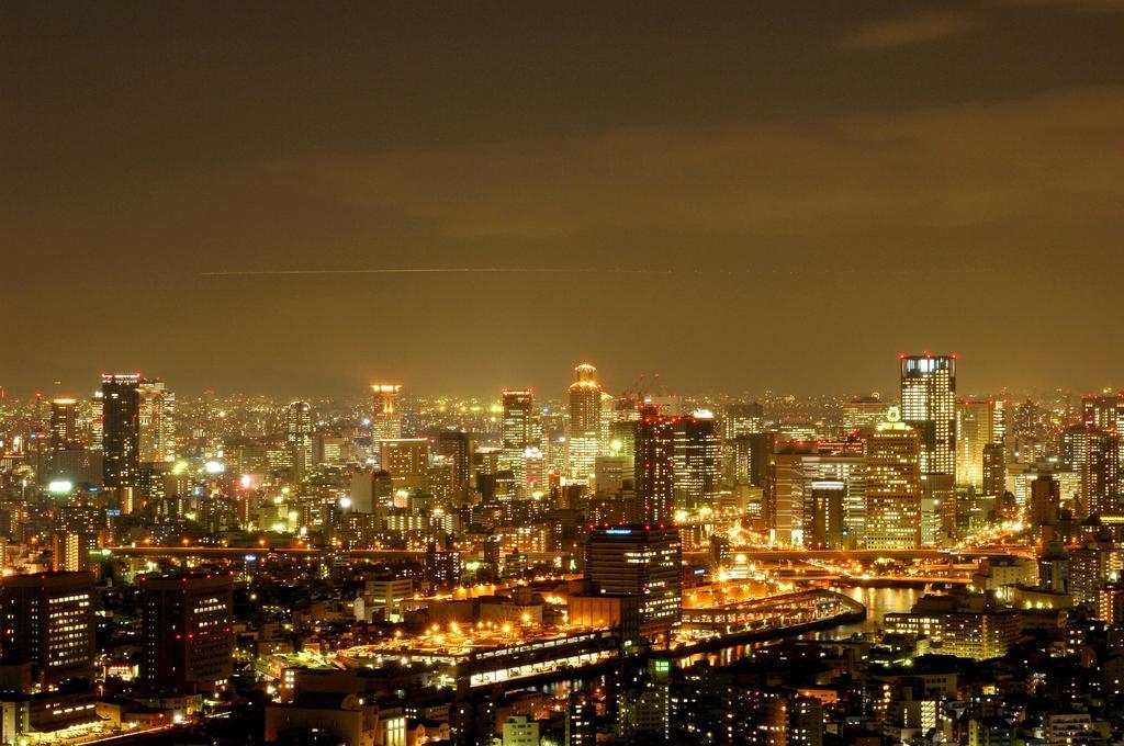 Art Hotel Osaka Bay Tower Exterior photo