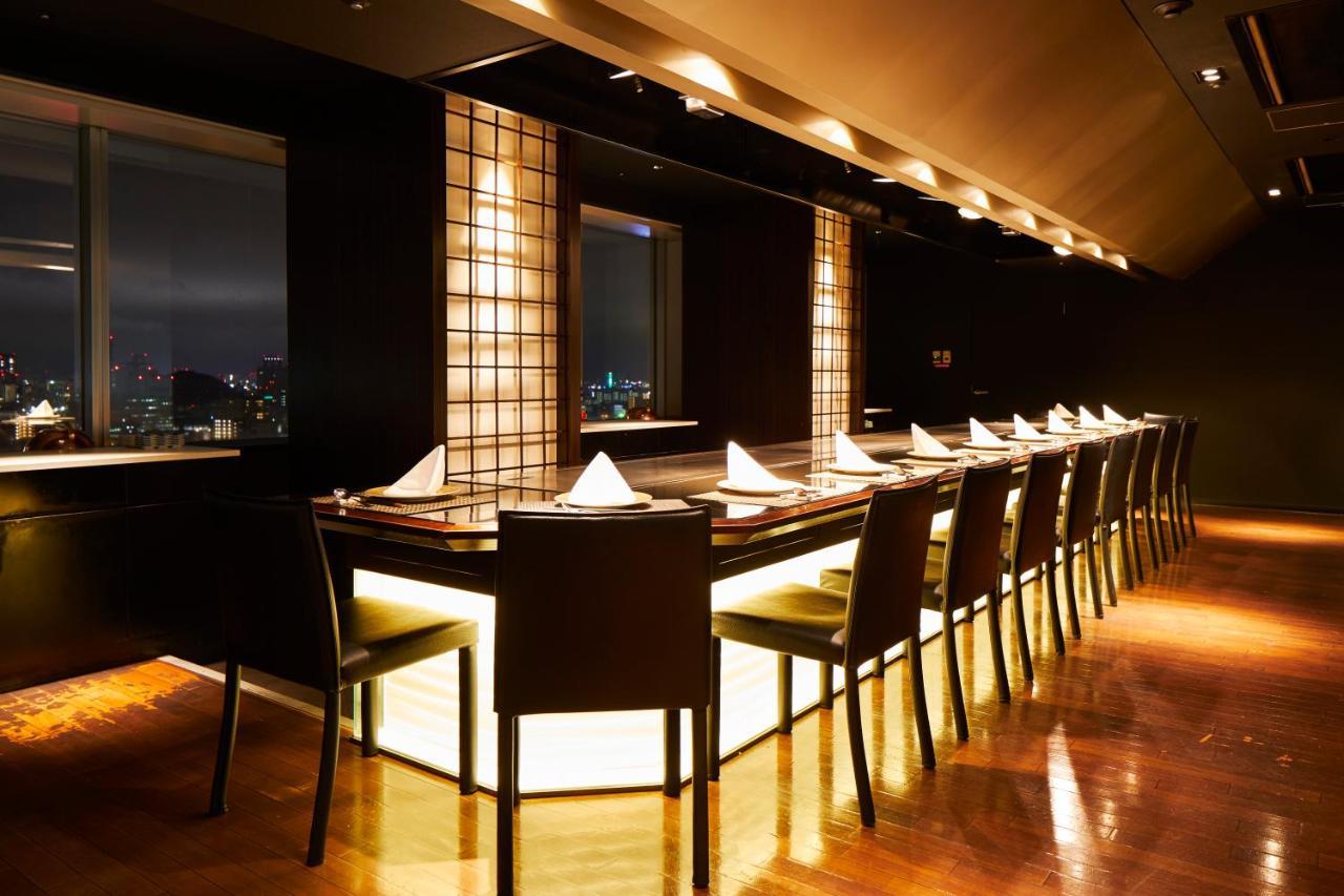 Art Hotel Osaka Bay Tower Exterior photo