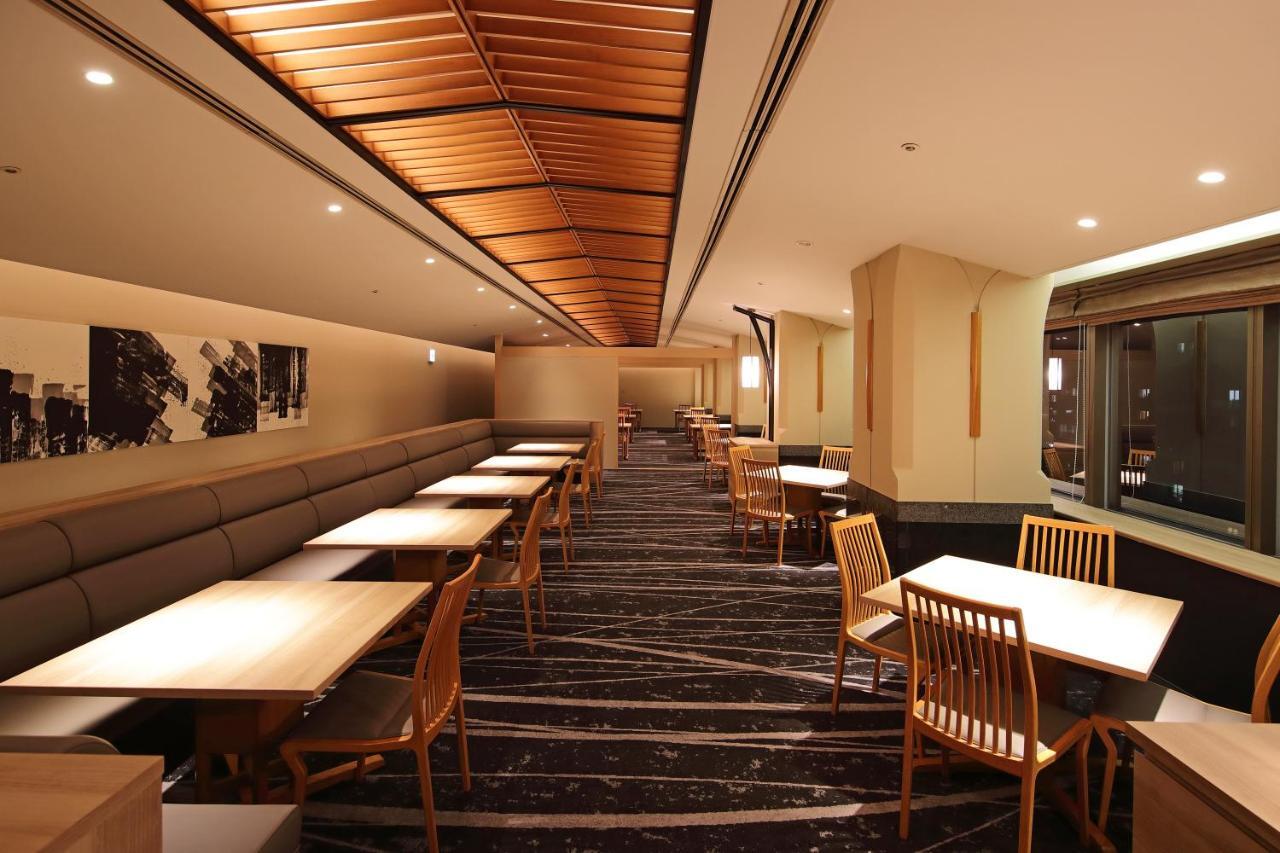 Art Hotel Osaka Bay Tower Exterior photo